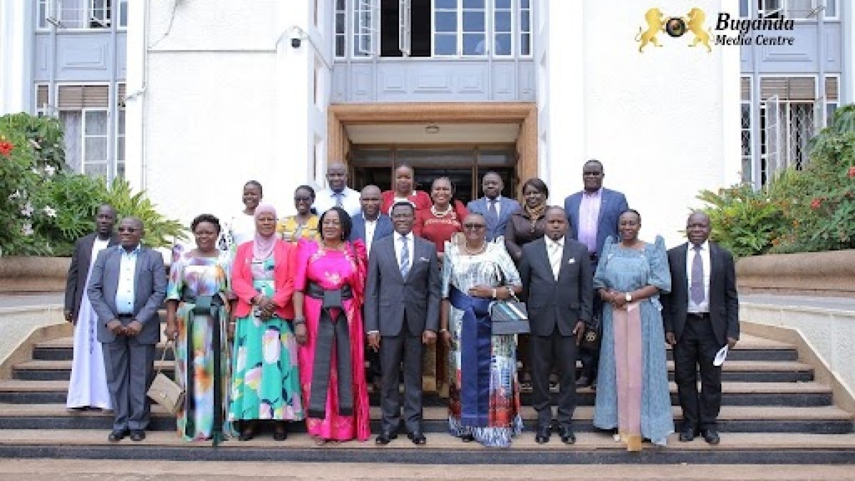 Katikkiro mu kifaananyi ekyawamu n’abakulembeze ba UWASNET Katikkiro mu kifaananyi ekyawamu n’abakulembeze ba UWASNET